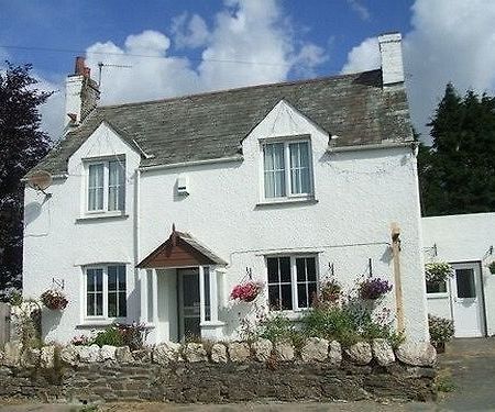 Cross Close House B&B Lostwithiel Exterior photo